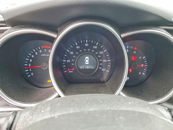 2015 KIA OPTIMA GL - Middle-low