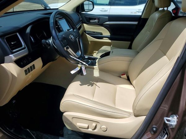 2018 TOYOTA HIGHLANDER