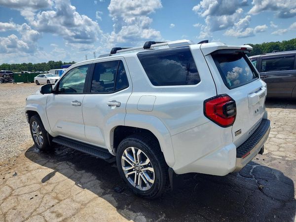 2025 TOYOTA 4RUNNER