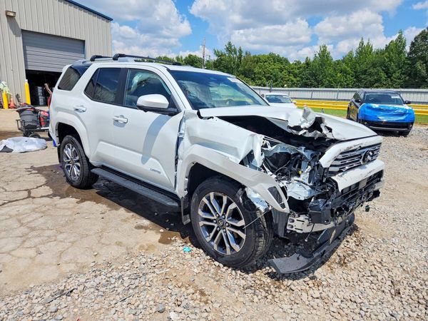 2025 TOYOTA 4RUNNER
