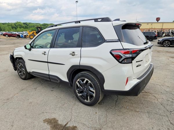 2025 SUBARU FORESTER Limited