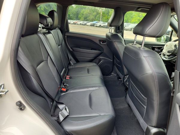 2025 SUBARU FORESTER Limited