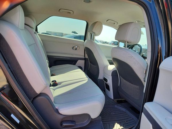 2022 HYUNDAI IONIQ SEL
