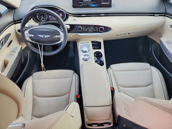 2022 GENESIS GV70