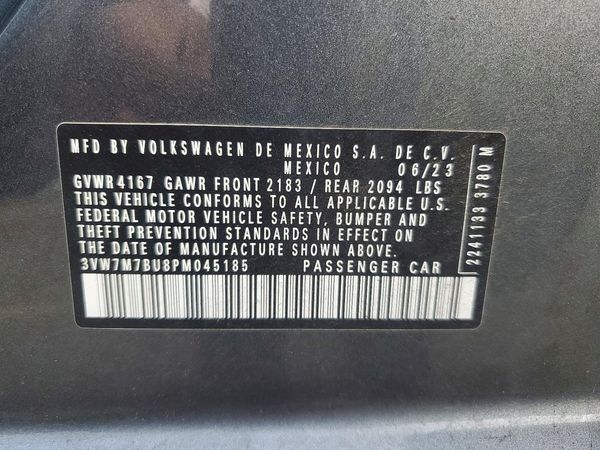 2023 VOLKSWAGEN JETTA SE w/ Sunroof