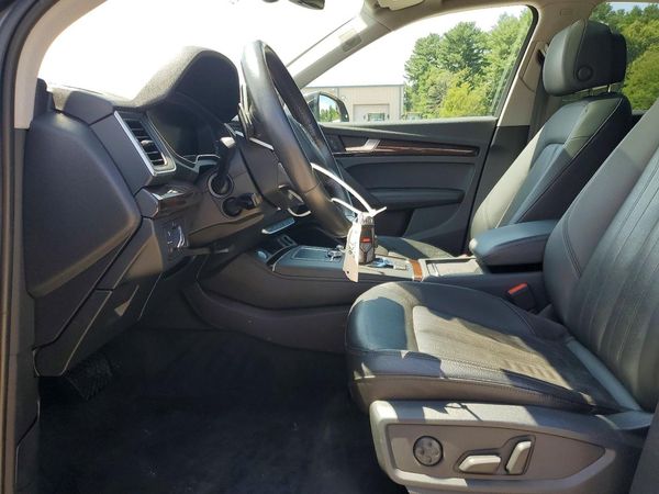 2019 AUDI Q5 quattro Premium Plus