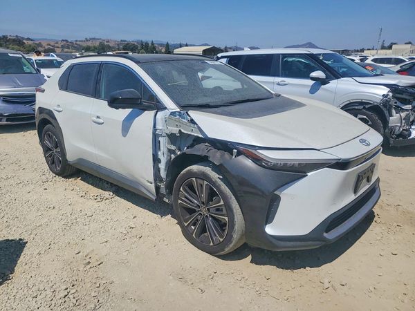 2023 TOYOTA BZ4X