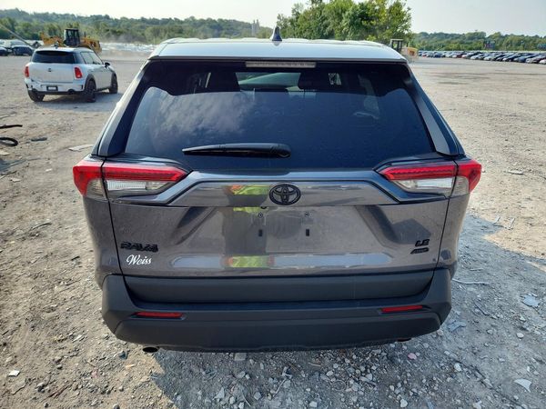 2024 TOYOTA RAV4 LE — DIRR