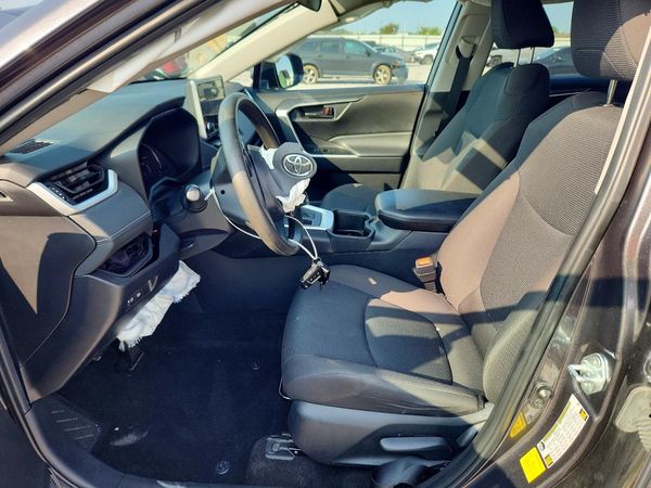 2024 TOYOTA RAV4 LE — DENT
