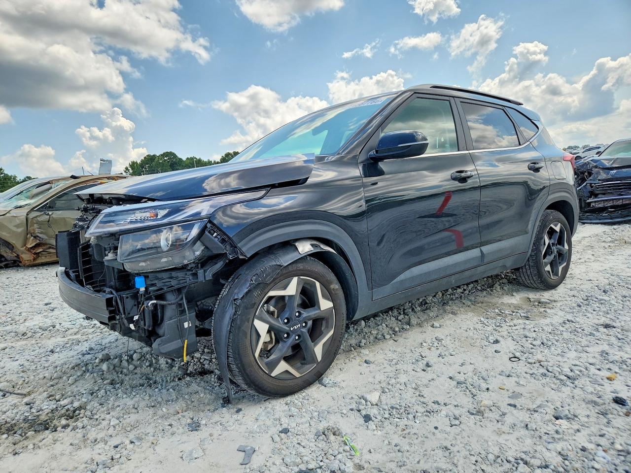 2024 KIA SELTOS EX