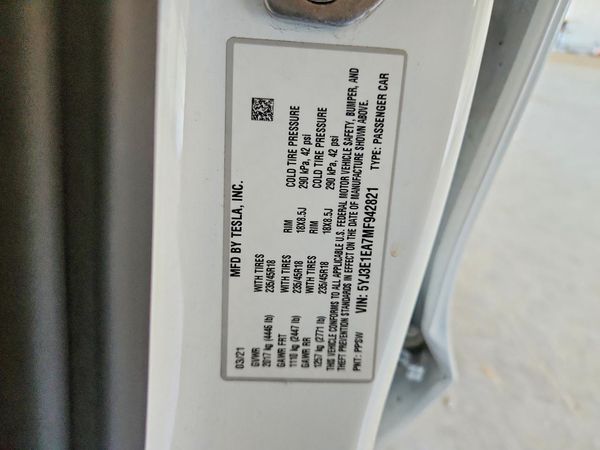 2021 TESLA MODEL 3