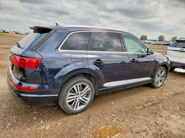 2017 AUDI Q7