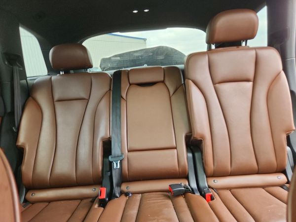 2017 AUDI Q7
