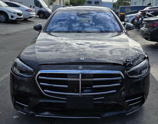 2022 MERCEDES-BENZ S