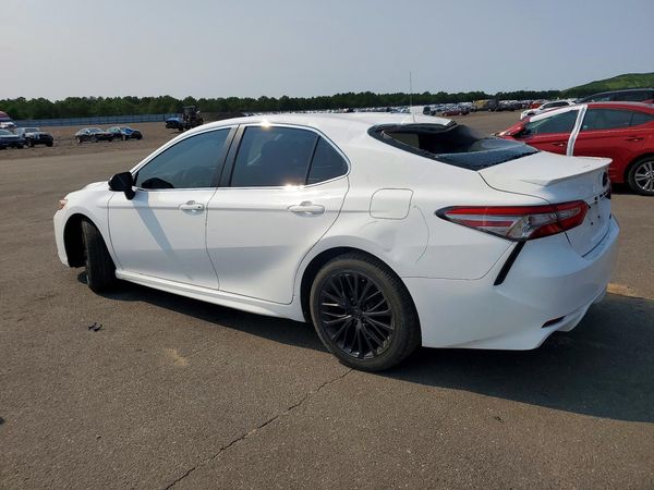 2019 TOYOTA CAMRY