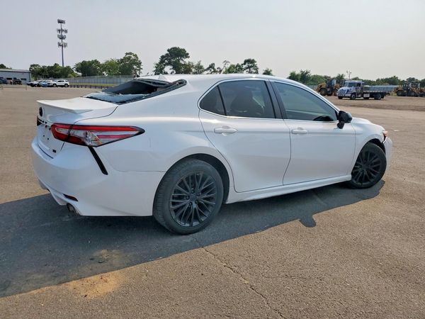 2019 TOYOTA CAMRY