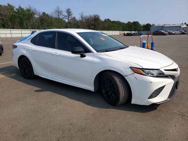 2019 TOYOTA CAMRY