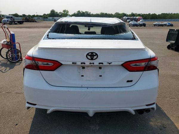 2019 TOYOTA CAMRY