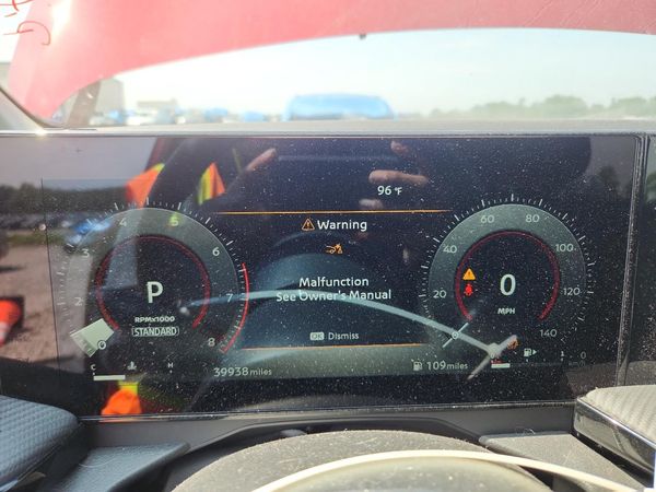 2025 NISSAN KICKS