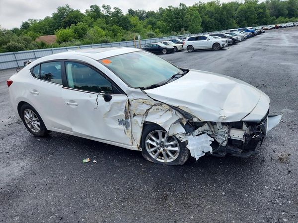 2015 MAZDA 3 Touring/GS