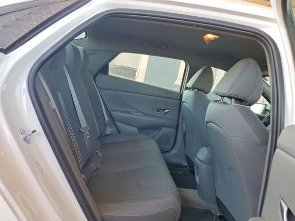 2025 HYUNDAI ELANTRA Blue, SEL Sport — PSRS