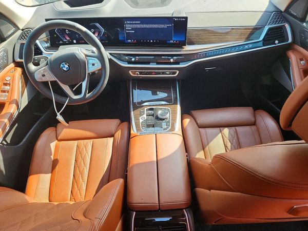2026 BMW X7 xDrive40i