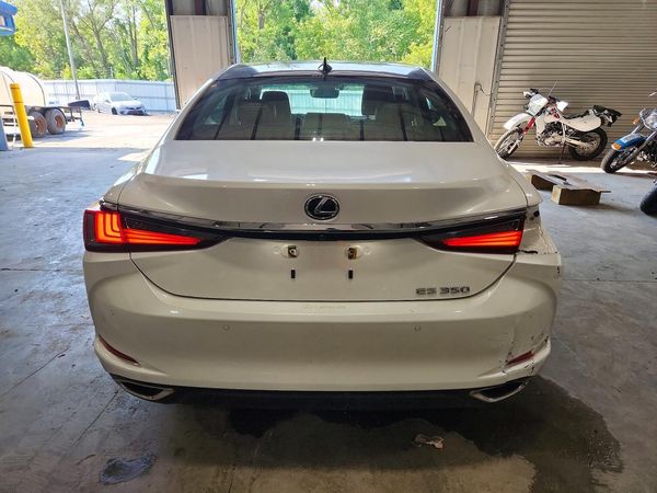 2019 LEXUS ES 350