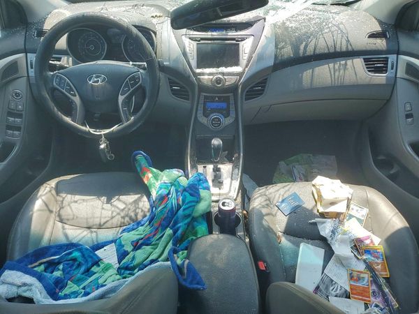 2013 HYUNDAI ELANTRA