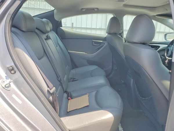 2013 HYUNDAI ELANTRA