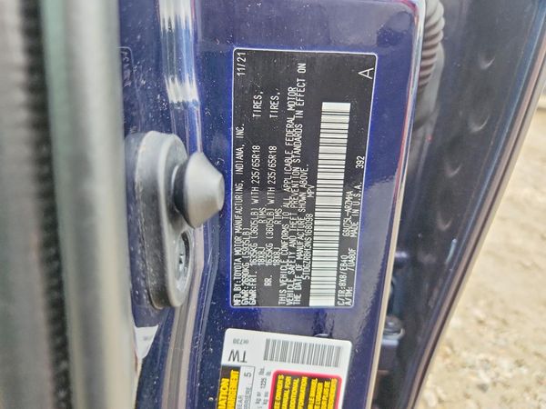 2022 TOYOTA HIGHLANDER XLE