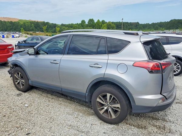 2018 TOYOTA RAV4 Adventure/XLE