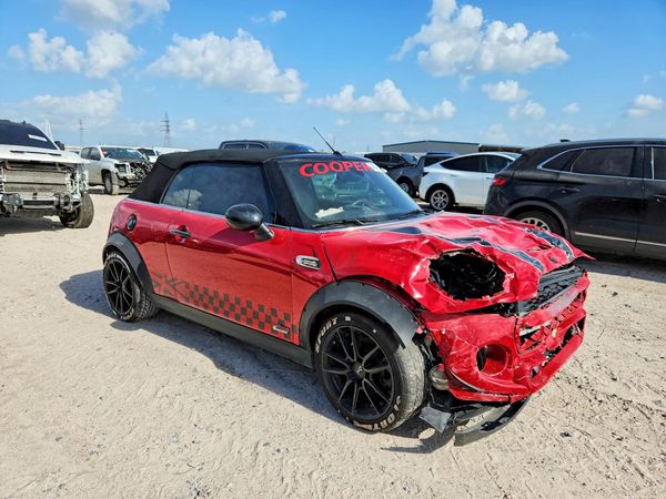 2019 MINI COOPER