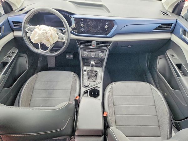 2022 VOLKSWAGEN TAOS 4Motion SE