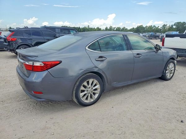2013 LEXUS ES 300h