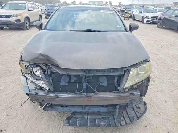 2013 LEXUS ES 300h