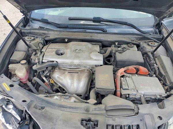 2013 LEXUS ES 300h