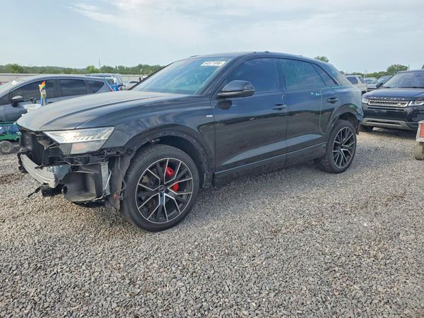 2023 AUDI SQ8