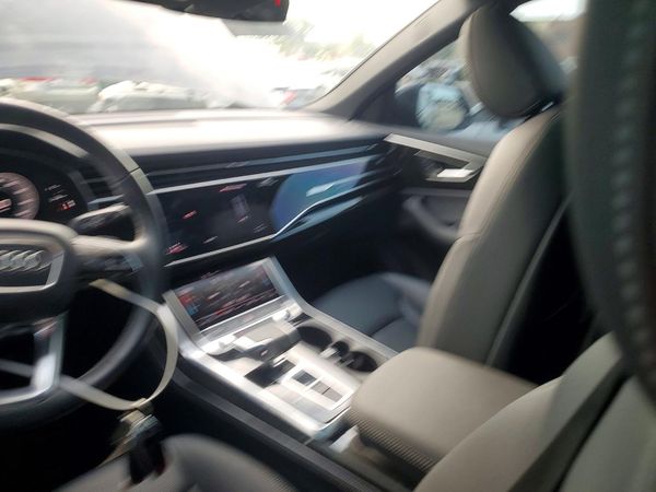 2023 AUDI SQ8