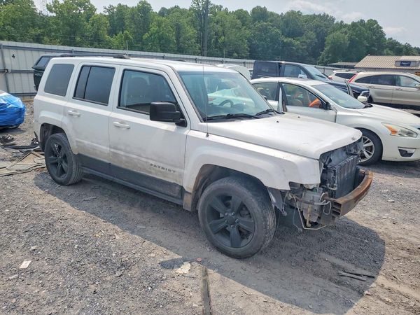 2014 JEEP PATRIOT Latitude