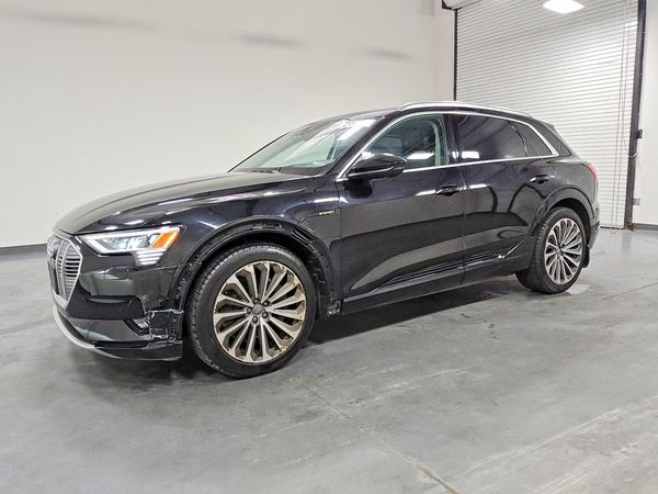 2019 AUDI E-TRON e-tron quattro Prestige