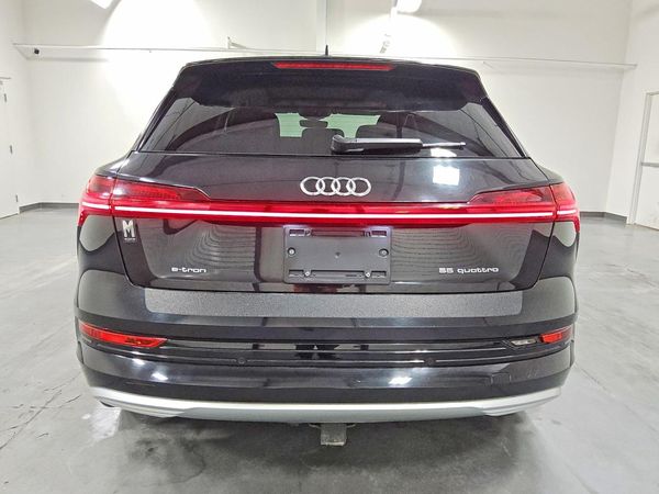 2019 AUDI E-TRON e-tron quattro Prestige