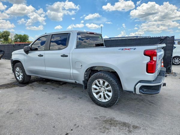 2020 CHEVROLET SILVERADO Custom