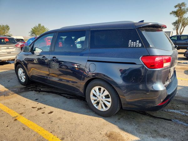 2016 KIA SEDONA LX - Middle-low