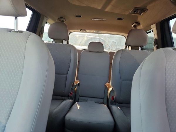 2016 KIA SEDONA LX - Middle-low