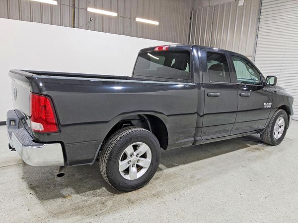 2017 RAM 1500 ST