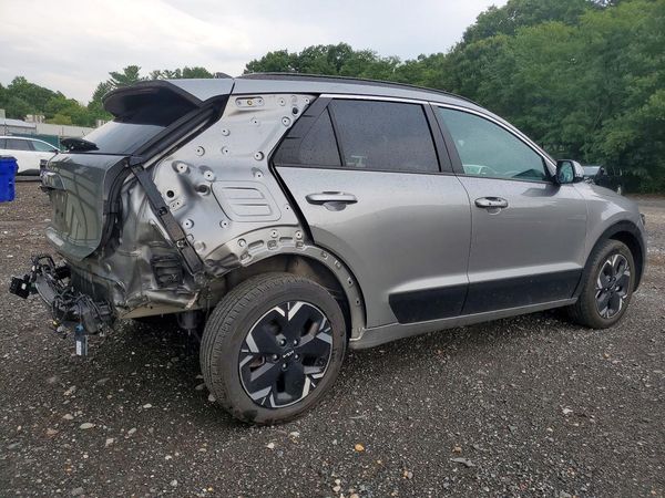 2024 KIA NIRO Wind