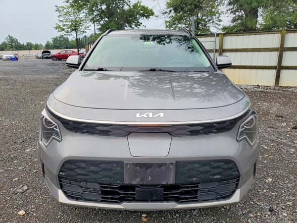 2024 KIA NIRO Wind