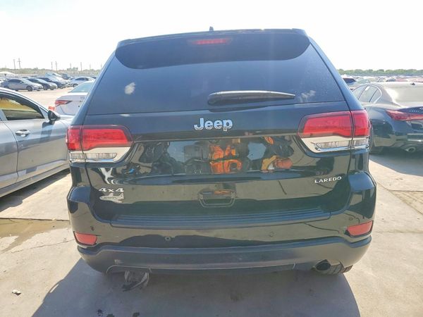 2020 JEEP CHEROKEE Laredo — DIRR