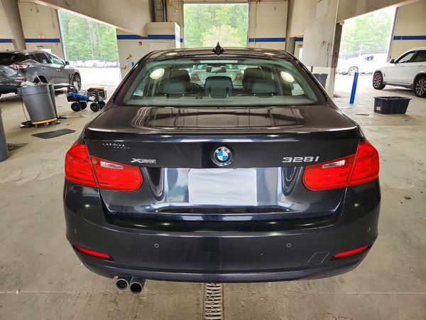 2015 BMW 328 xDrive SA