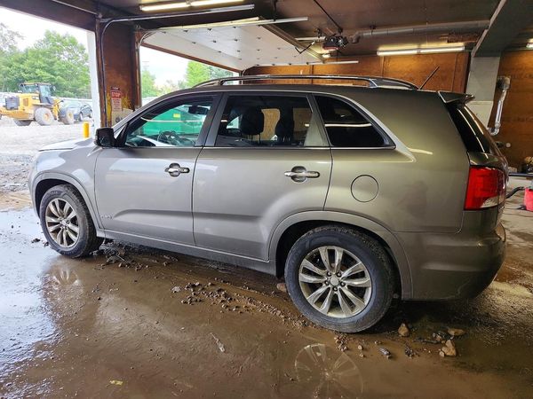 2013 KIA SORENTO SX